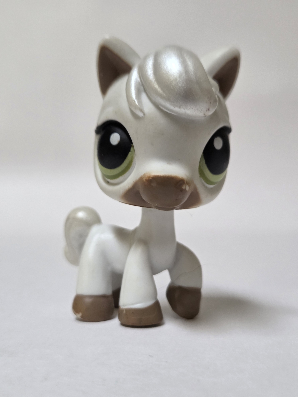 Littlest Pet Shop #338 White Horse w/ Shiny Mane Authentic Hasbro LPS